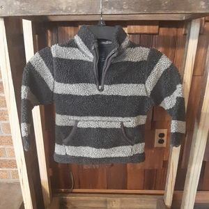 Boys Gap Gray Striped Quarter Zip Up 4t. Front pocket.